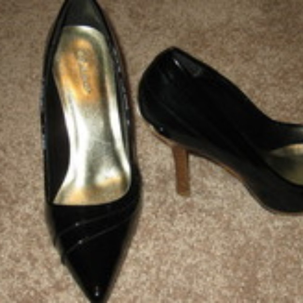 Black Pumps High Heels 7.5 Medium 3 Inches and Up Delicious